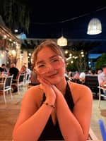 Sitter Profile Image: Ellie T.