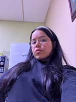 Sitter Profile Image: Suzanne R.