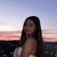 Sitter Profile Image: Emily S.