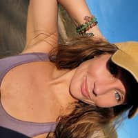 Sitter Profile Image: Lyndsey S.