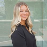 Sitter Profile Image: Hayley C.