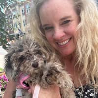 Sitter Profile Image: Shannon W.