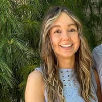 Sitter Profile Image: Lauren M.