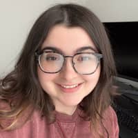 Sitter Profile Image: Emma H.