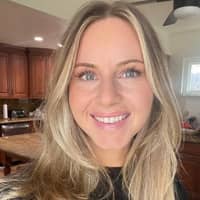 Sitter Profile Image: Sharee W.