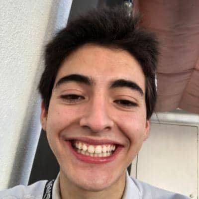 Sitter Profile Image: Laureano A.