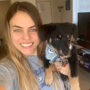 Sitter Profile Image: Hannah H.