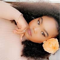 Sitter Profile Image: Alyssa C.