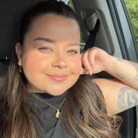 Sitter Profile Image: Elianna P.