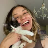 Sitter Profile Image: Alina R.