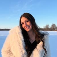 Sitter Profile Image: Grace F.