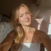 Sitter Profile Image: Taryn C.