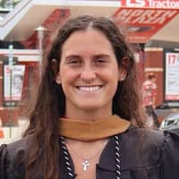 Sitter Profile Image: Lauren K.