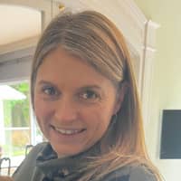 Sitter Profile Image: Angela K.