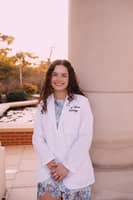 Sitter Profile Image: Lindsey M.