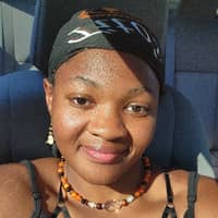 Sitter Profile Image: Raina C.