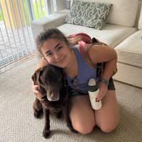 Sitter Profile Image: Isabella B.