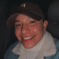 Sitter Profile Image: Vivian M.