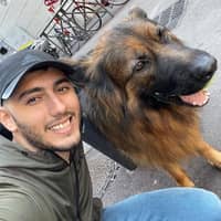 Photo de profil du pet sitter : Lahcene T.