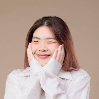 Sitter Profile Image: Chayanit M.