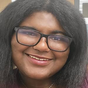 Sitter Profile Image: Kayla P.