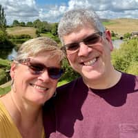 Sitter Profile Image: Susan & Ian C.