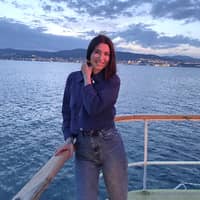 Sitter Profile Image: Zoe C.