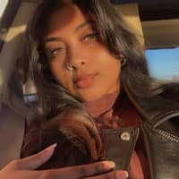 Sitter Profile Image: Dennise A.