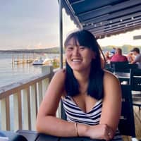 Sitter Profile Image: Lily Z.