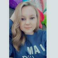 Sitter Profile Image: Lindsey W.