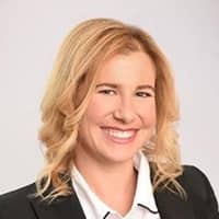 Sitter Profile Image: Robyn F.