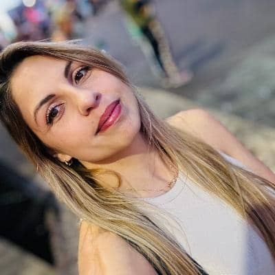 Sitter Profile Image: Ariadna R.