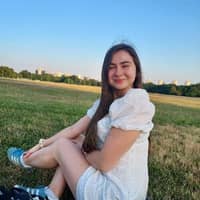 Sitter Profile Image: Anna K.