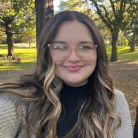 Sitter Profile Image: Leelee F.