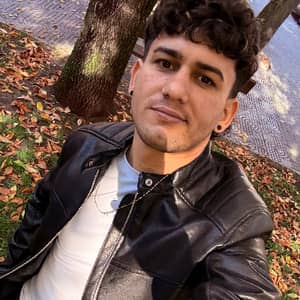 Sitter Profile Image: Lazaro Alberto N.