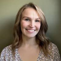 Sitter Profile Image: Deanna S.