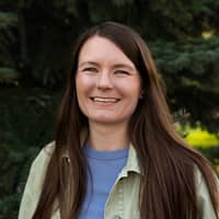 Sitter Profile Image: Naomi S.