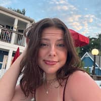 Sitter Profile Image: Paige G.