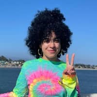 Sitter Profile Image: Marie E.