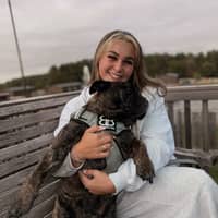 Sitter Profile Image: Caitlyn H.