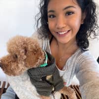 Sitter Profile Image: Melina T.