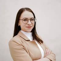 Sitter Profile Image: Hanna C.