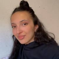 Sitter Profile Image: Oriana r.