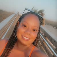 Sitter Profile Image: Amanda S.