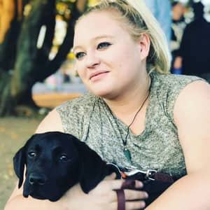 Sitter Profile Image: Samantha W.