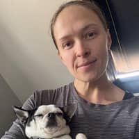 Sitter Profile Image: roslyn N.