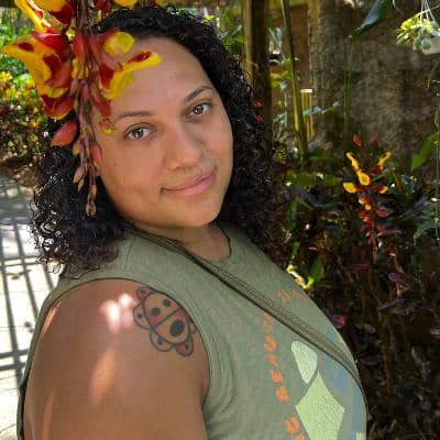 Sitter Profile Image: Ashley V.