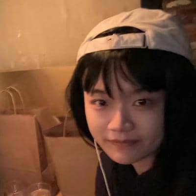 Sitter Profile Image: Yiyang L.
