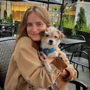 Sitter Profile Image: Helen S.