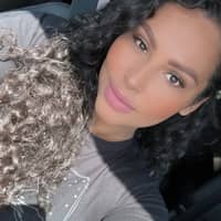 Sitter Profile Image: Miriam R.